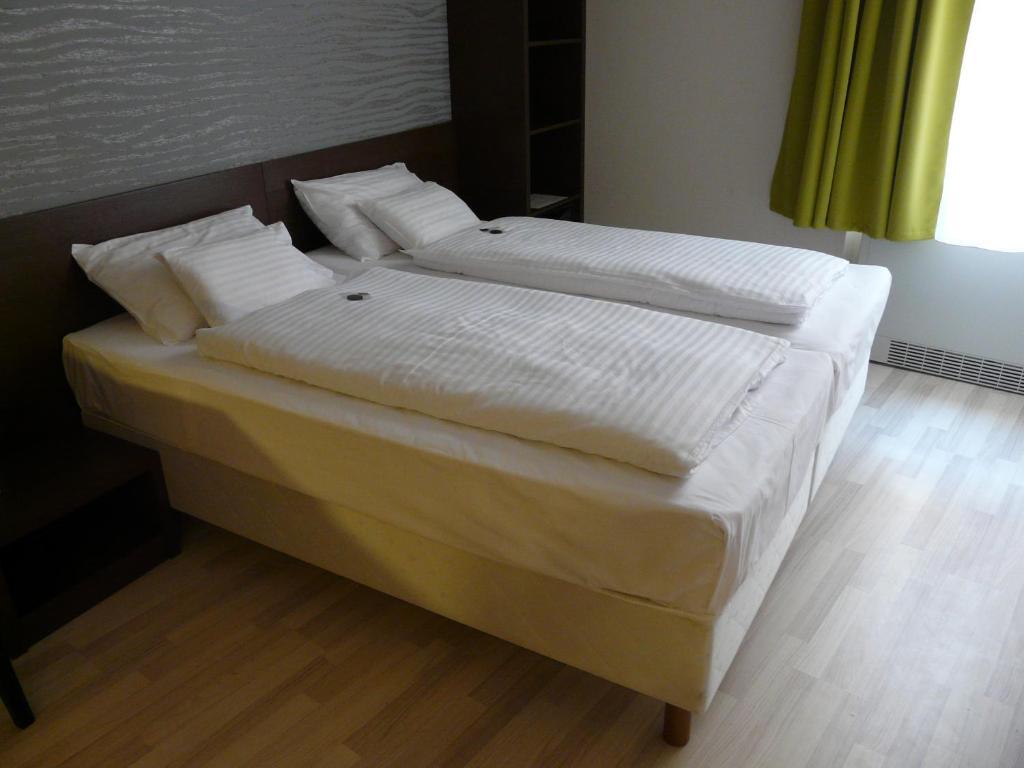 Soleil Apartman Сегед Номер фото